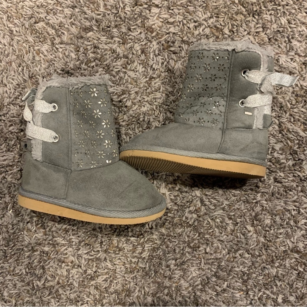 Kids Crazy 8 Boots